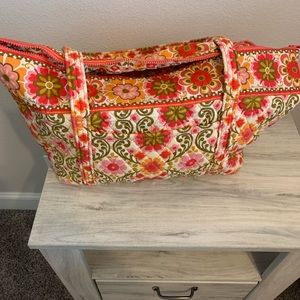‼️MOVING SALE ‼️  Vera Bradley large tote